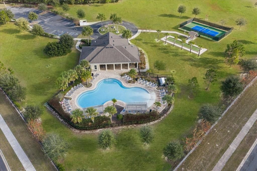 На продажу: $302,000 (3 спален, 2 ванн, 1857 Квадратных фут)