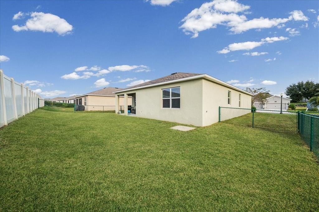 На продажу: $302,000 (3 спален, 2 ванн, 1857 Квадратных фут)