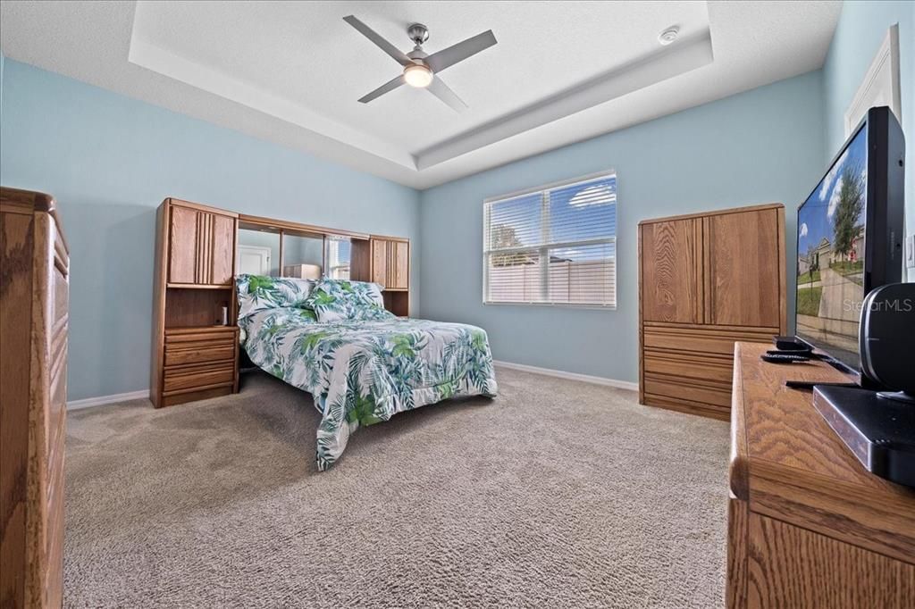 На продажу: $302,000 (3 спален, 2 ванн, 1857 Квадратных фут)