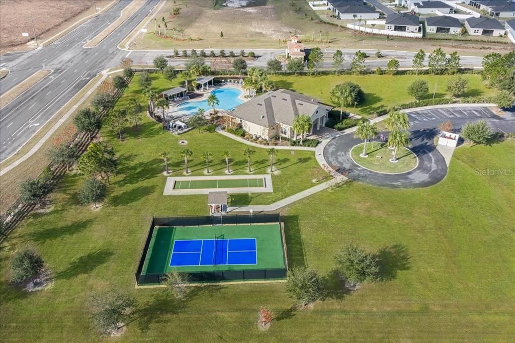 На продажу: $302,000 (3 спален, 2 ванн, 1857 Квадратных фут)