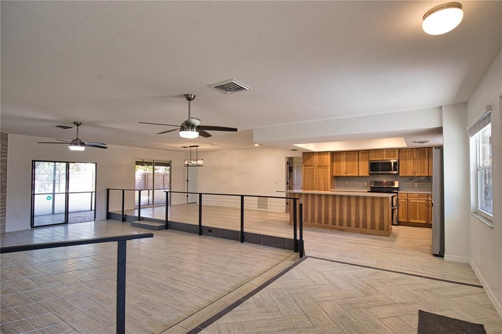 For Rent: $2,950 (3 beds, 2 baths, 1956 Square Feet)