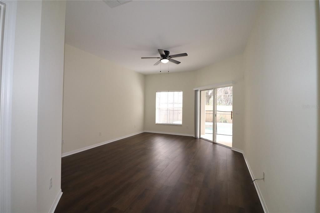 出租: $2,600 (3 贝兹, 2 浴室, 1992 平方英尺)