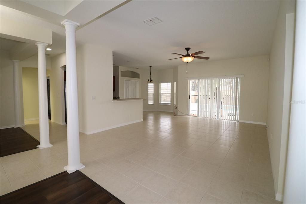 出租: $2,600 (3 贝兹, 2 浴室, 1992 平方英尺)