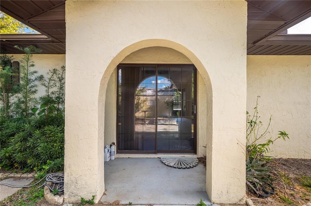 待售: $159,900 (2 贝兹, 2 浴室, 880 平方英尺)