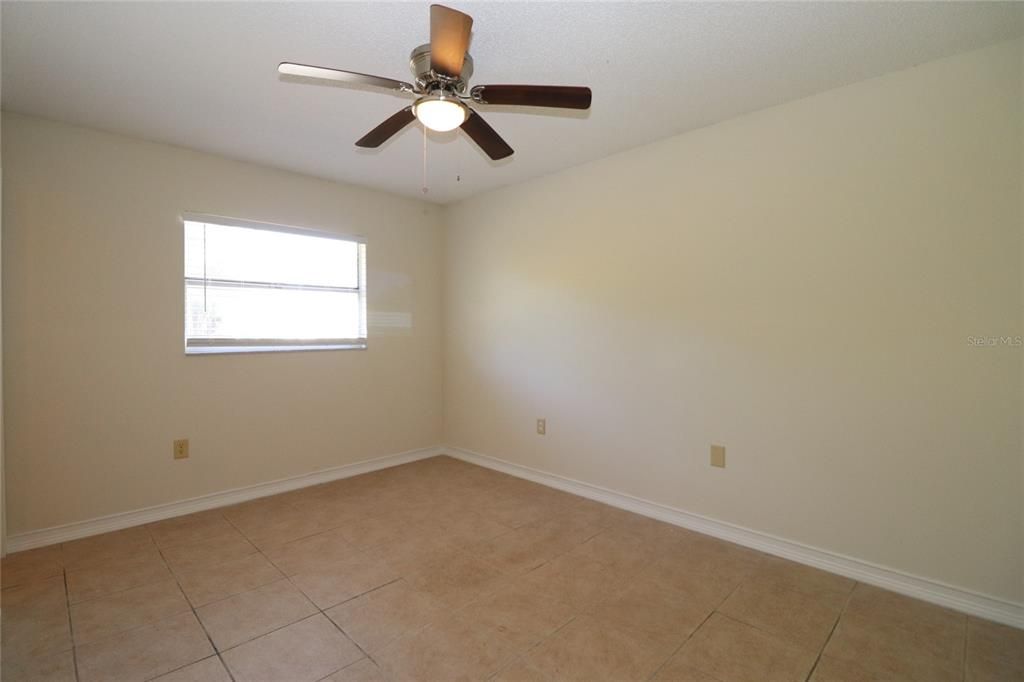 En Renta: $2,000 (3 camas, 2 baños, 1338 Pies cuadrados)