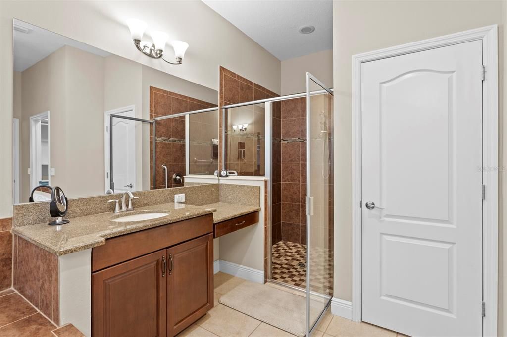 For Sale: $560,000 (4 beds, 3 baths, 2327 Square Feet)