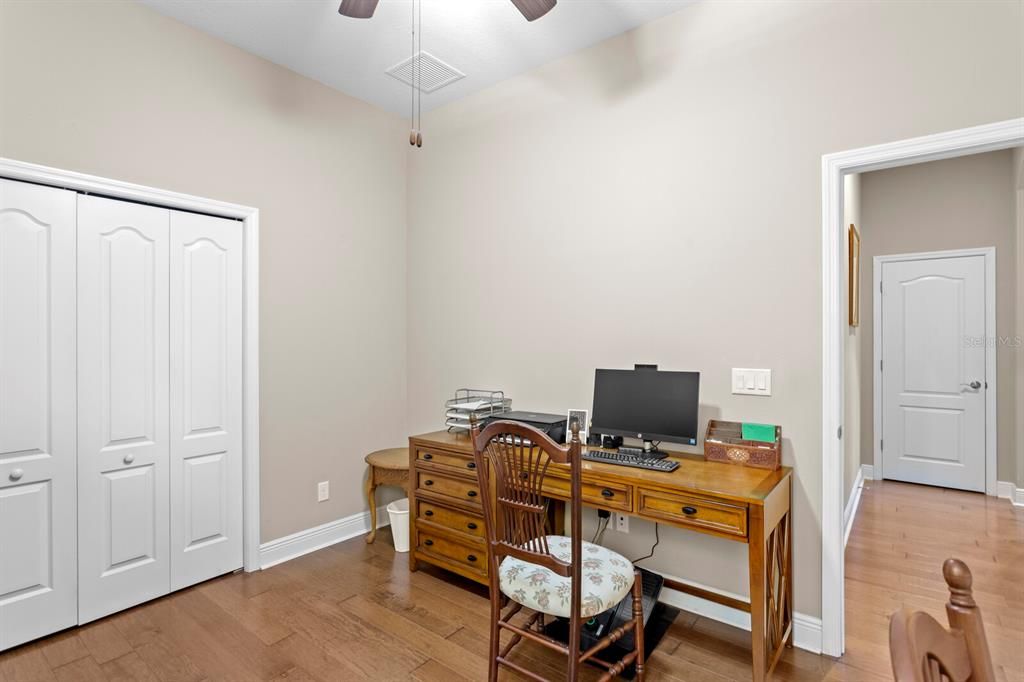 For Sale: $560,000 (4 beds, 3 baths, 2327 Square Feet)