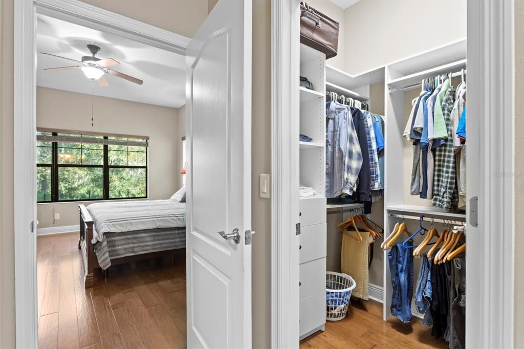 For Sale: $560,000 (4 beds, 3 baths, 2327 Square Feet)