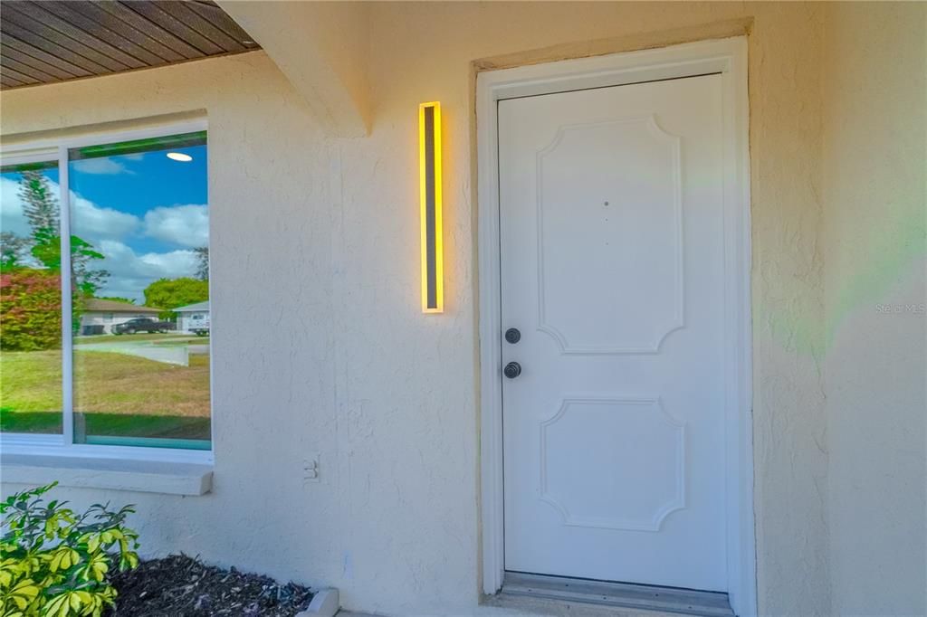 For Sale: $399,000 (3 beds, 2 baths, 1539 Square Feet)