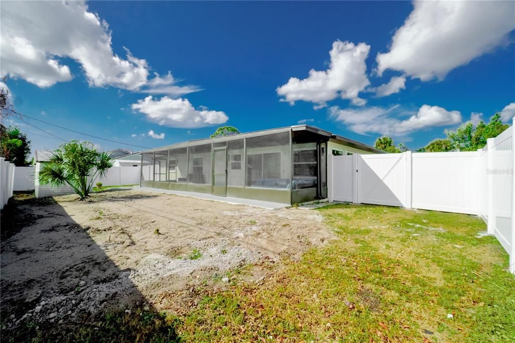 For Sale: $399,000 (3 beds, 2 baths, 1539 Square Feet)