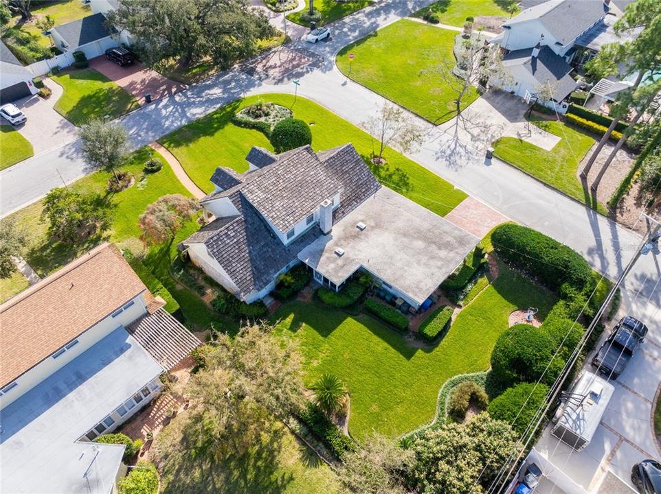 En Venta: $659,000 (4 camas, 2 baños, 2384 Pies cuadrados)