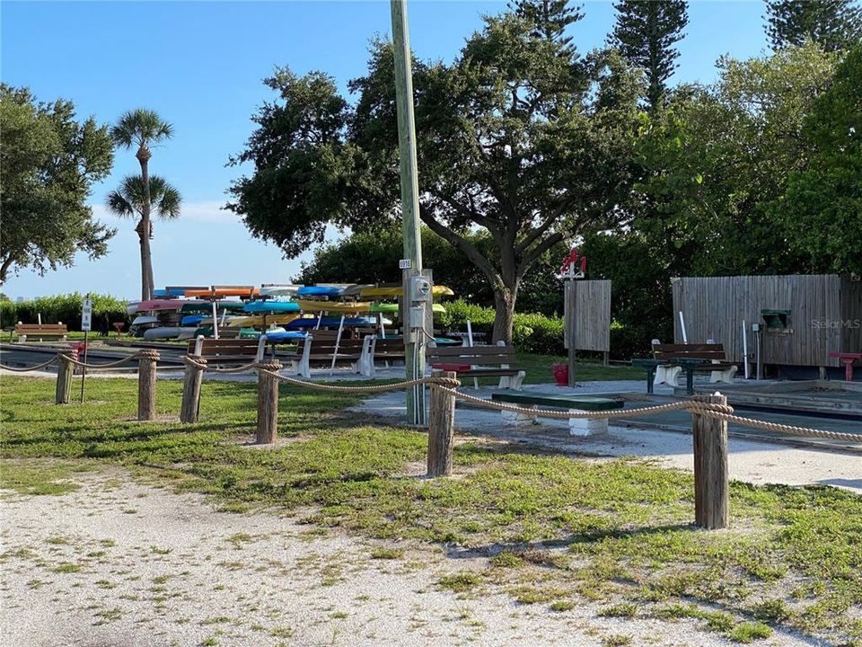 待售: $180,000 (2 贝兹, 1 浴室, 936 平方英尺)