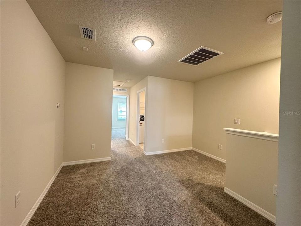For Rent: $2,600 (3 beds, 2 baths, 1683 Square Feet)