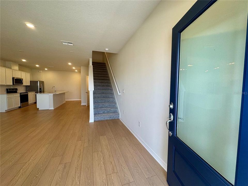 For Rent: $2,600 (3 beds, 2 baths, 1683 Square Feet)