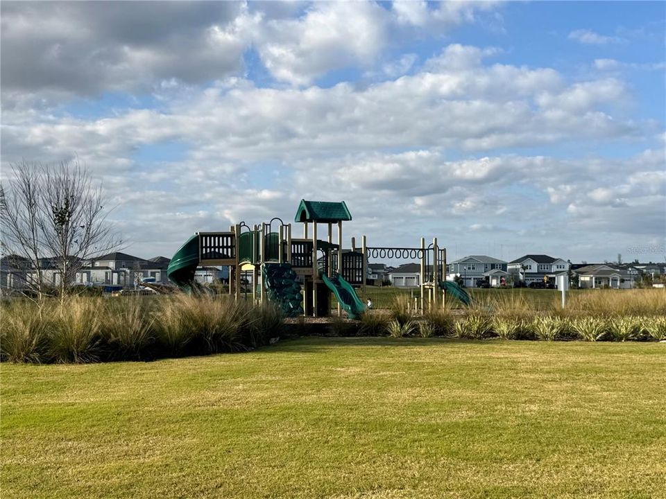 For Rent: $2,600 (3 beds, 2 baths, 1683 Square Feet)