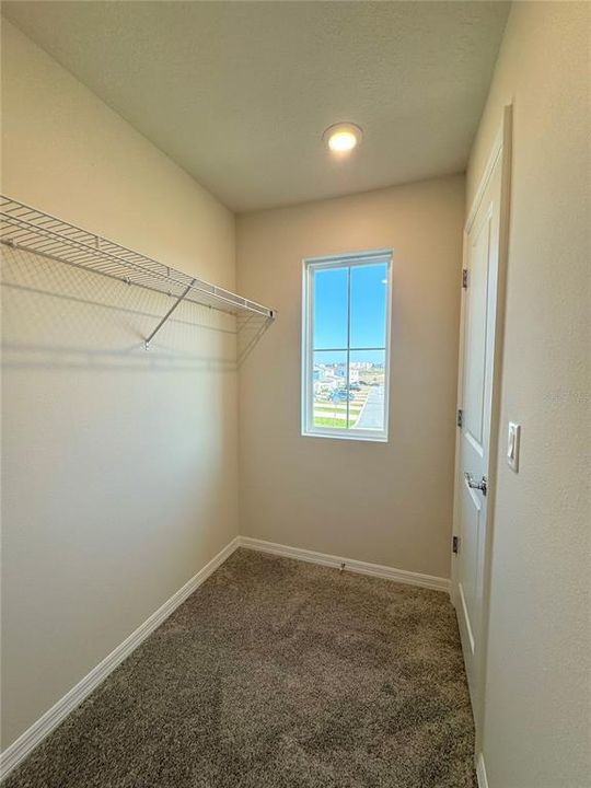 For Rent: $2,600 (3 beds, 2 baths, 1683 Square Feet)