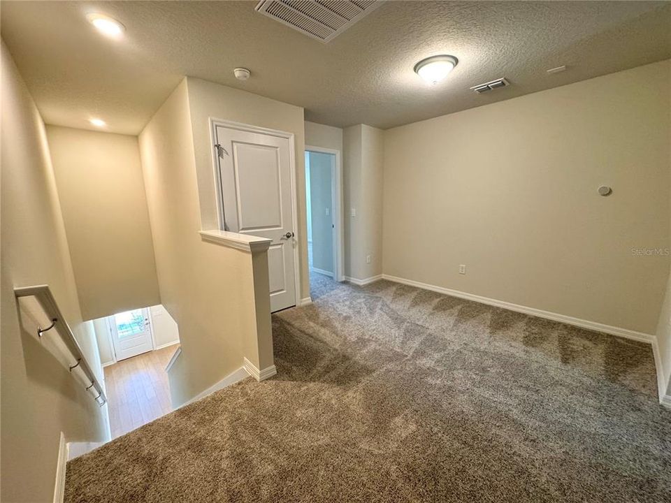 For Rent: $2,600 (3 beds, 2 baths, 1683 Square Feet)