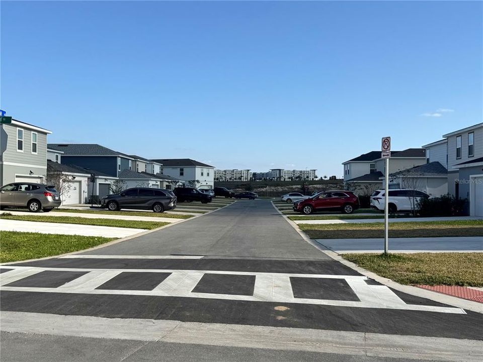 For Rent: $2,600 (3 beds, 2 baths, 1683 Square Feet)