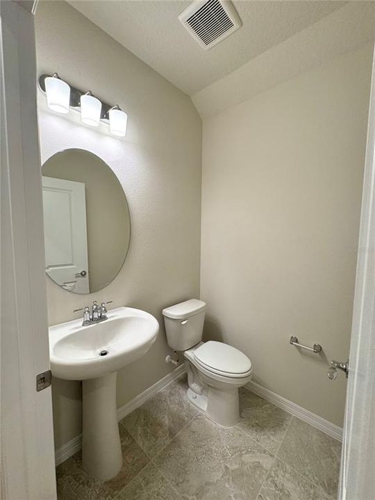 For Rent: $2,600 (3 beds, 2 baths, 1683 Square Feet)