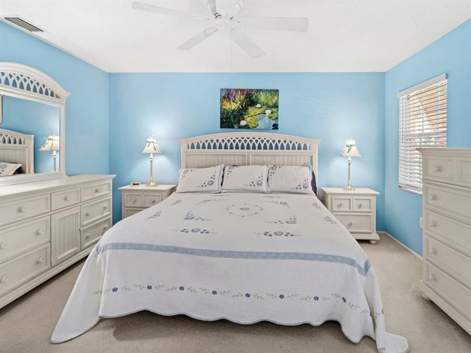 На продажу: $278,000 (3 спален, 2 ванн, 1945 Квадратных фут)