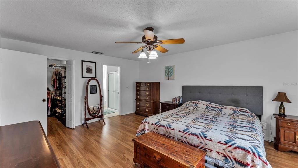 待售: $434,900 (4 贝兹, 2 浴室, 2109 平方英尺)