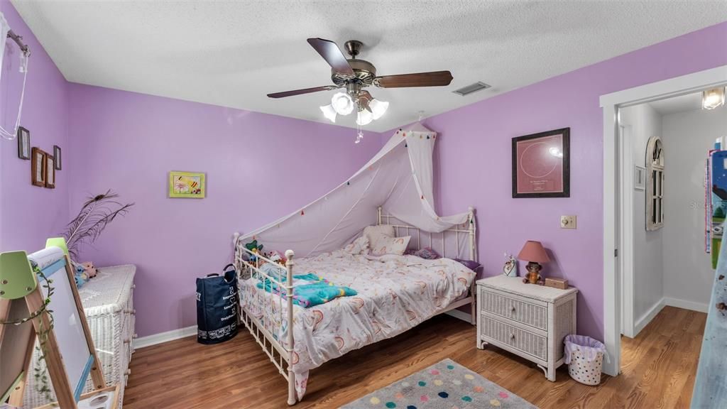 待售: $434,900 (4 贝兹, 2 浴室, 2109 平方英尺)