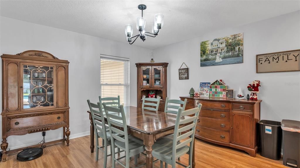 待售: $434,900 (4 贝兹, 2 浴室, 2109 平方英尺)