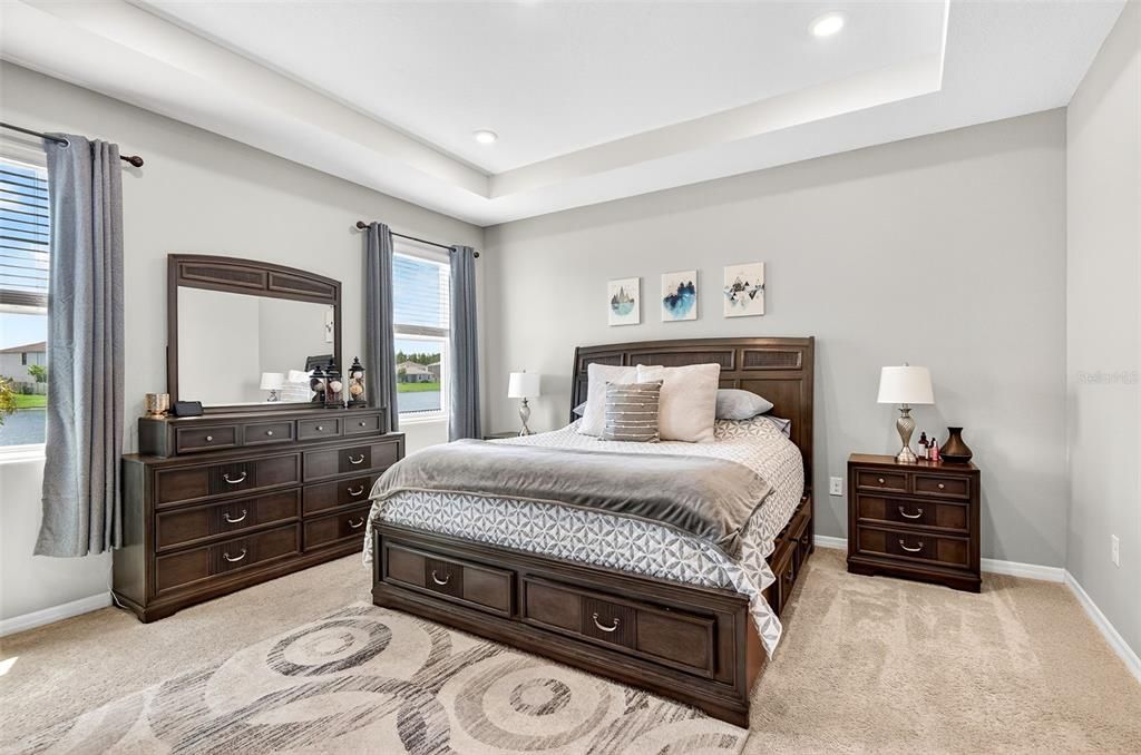 For Sale: $439,900 (4 beds, 2 baths, 2037 Square Feet)