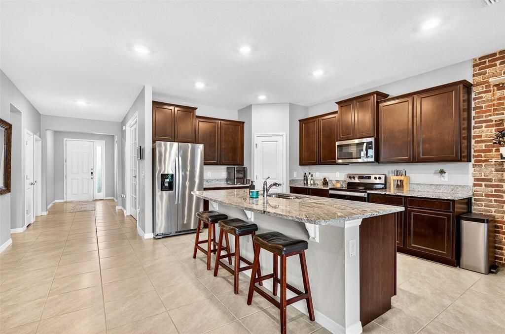 For Sale: $439,900 (4 beds, 2 baths, 2037 Square Feet)