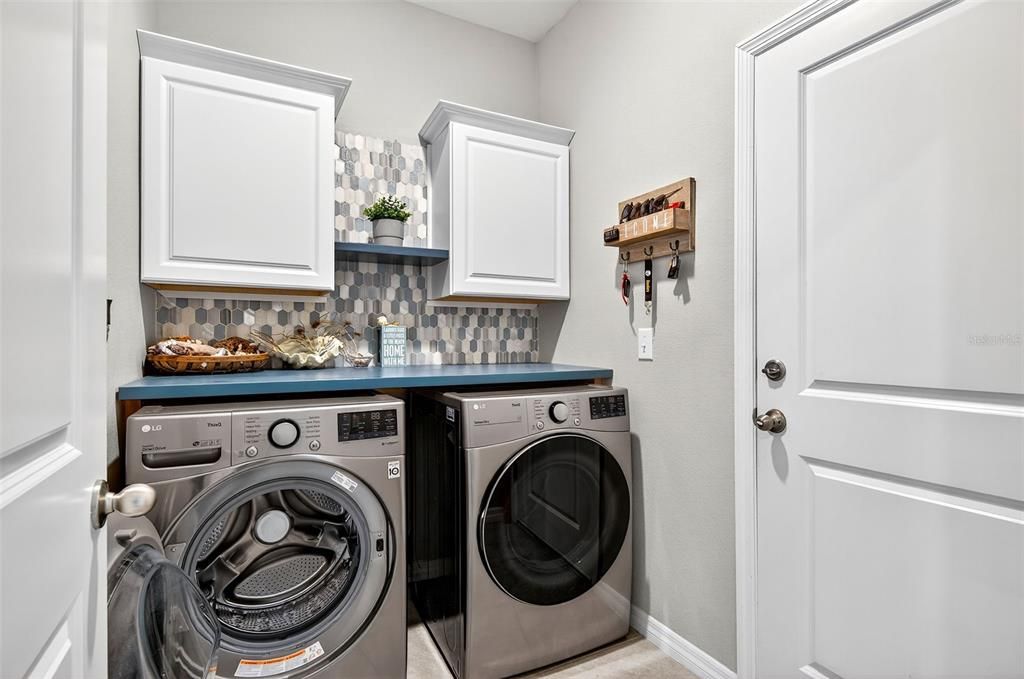 For Sale: $439,900 (4 beds, 2 baths, 2037 Square Feet)