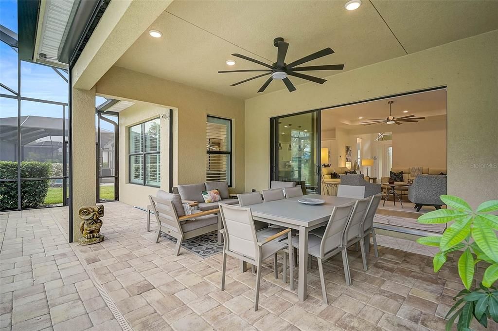 待售: $949,900 (3 贝兹, 3 浴室, 2567 平方英尺)