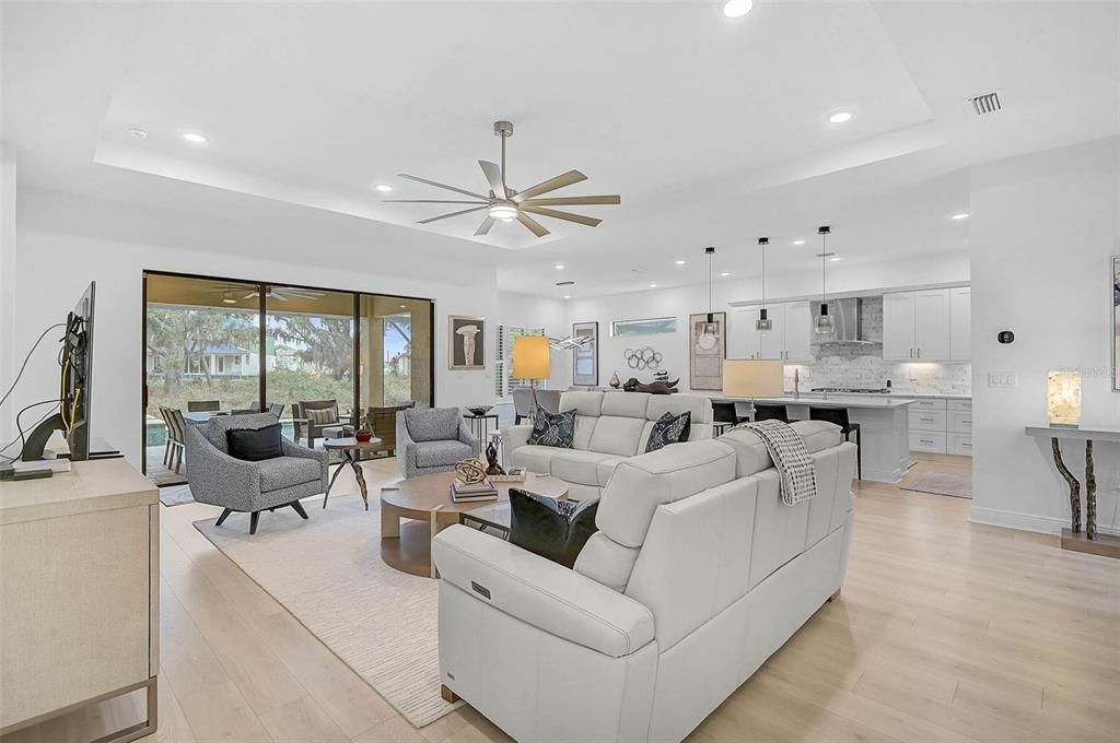 待售: $949,900 (3 贝兹, 3 浴室, 2567 平方英尺)