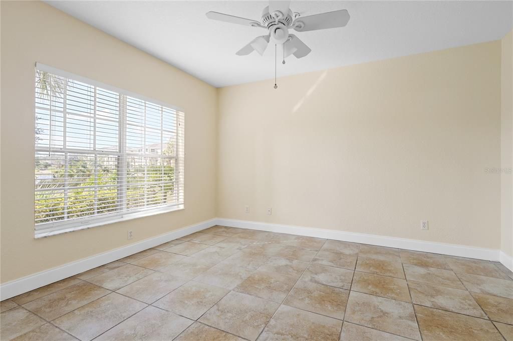 For Sale: $165,000 (2 beds, 2 baths, 1024 Square Feet)