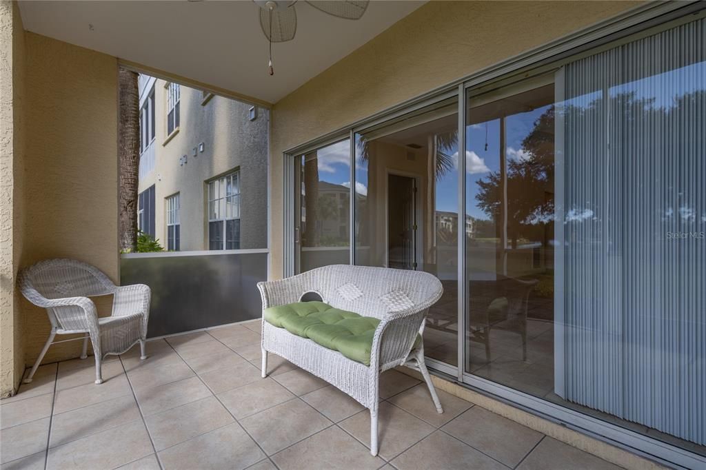 For Sale: $165,000 (2 beds, 2 baths, 1024 Square Feet)