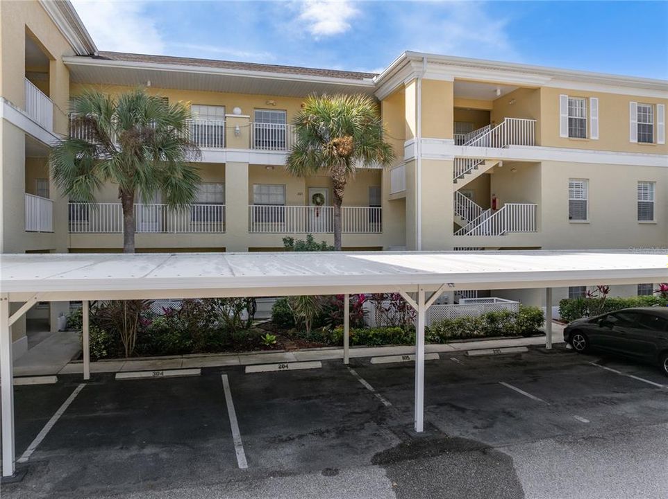 For Sale: $165,000 (2 beds, 2 baths, 1024 Square Feet)