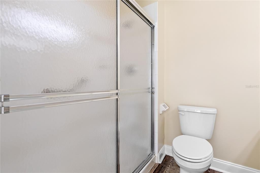 For Sale: $165,000 (2 beds, 2 baths, 1024 Square Feet)