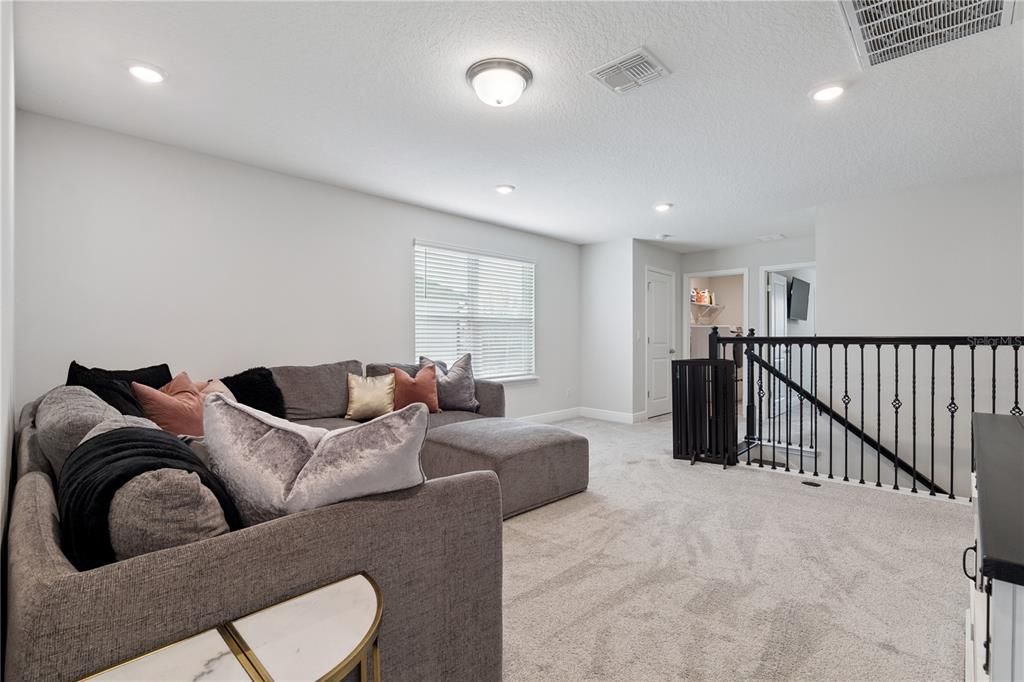 For Sale: $675,000 (5 beds, 4 baths, 3141 Square Feet)