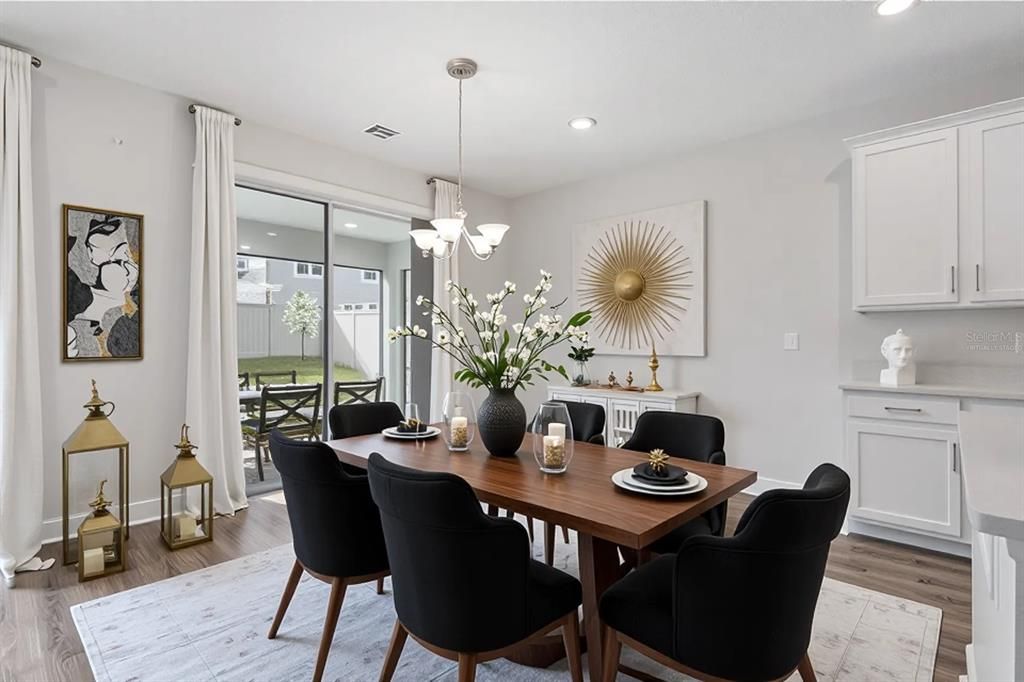 For Sale: $675,000 (5 beds, 4 baths, 3141 Square Feet)