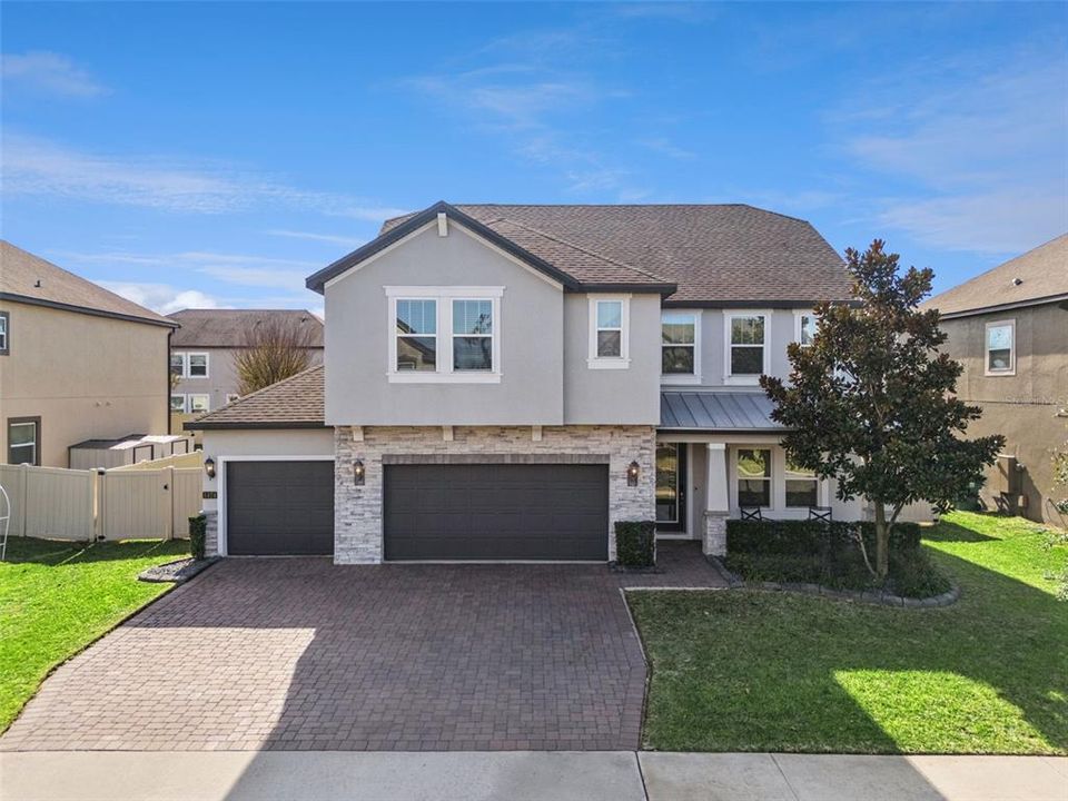 For Sale: $675,000 (5 beds, 4 baths, 3141 Square Feet)