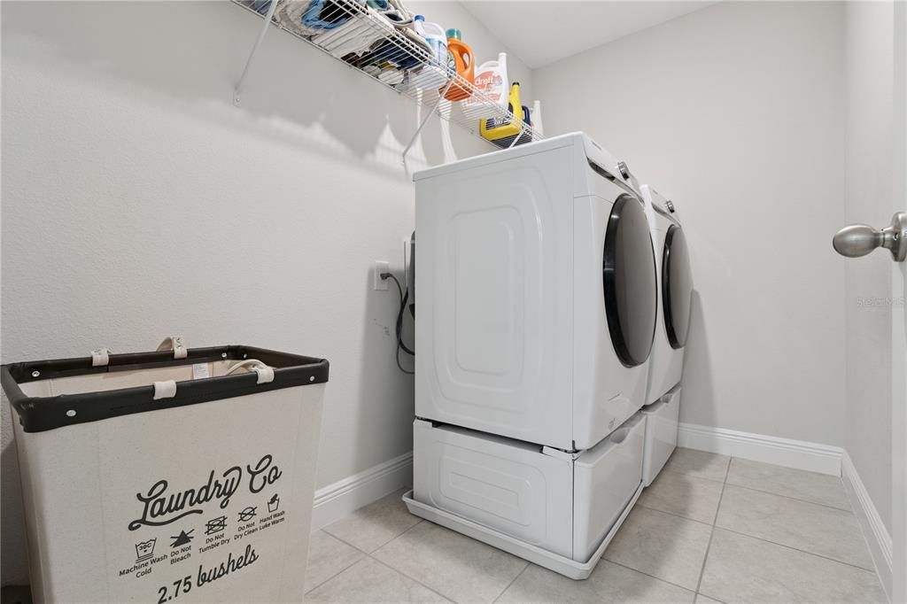 For Sale: $675,000 (5 beds, 4 baths, 3141 Square Feet)