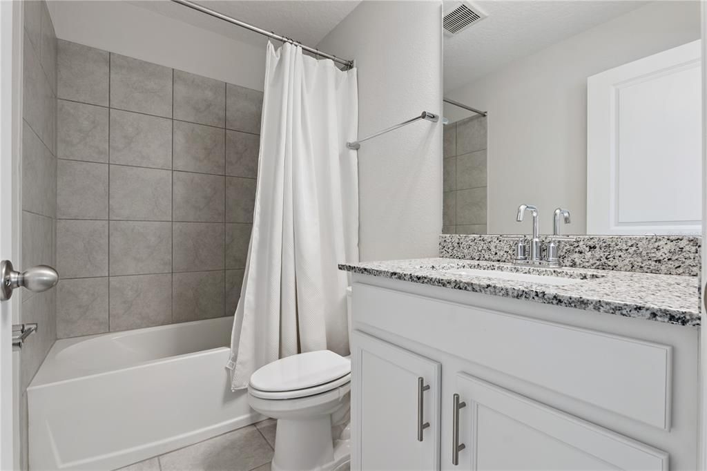 For Sale: $675,000 (5 beds, 4 baths, 3141 Square Feet)