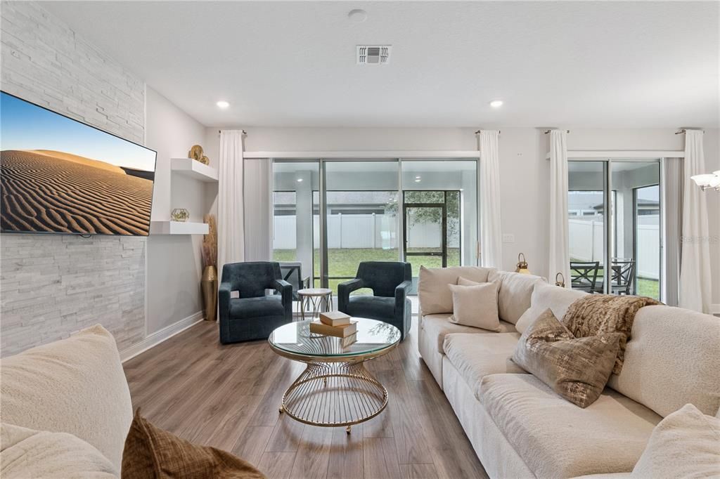 For Sale: $675,000 (5 beds, 4 baths, 3141 Square Feet)