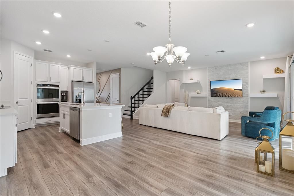 For Sale: $675,000 (5 beds, 4 baths, 3141 Square Feet)