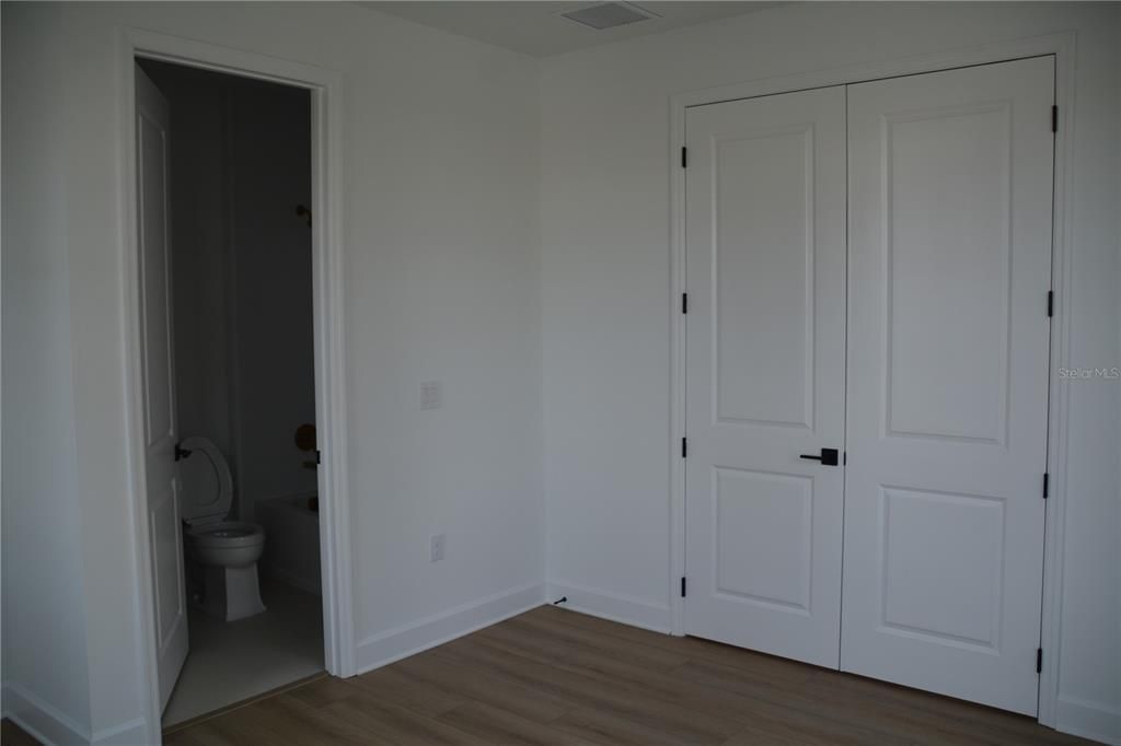 For Rent: $3,700 (3 beds, 3 baths, 1753 Square Feet)