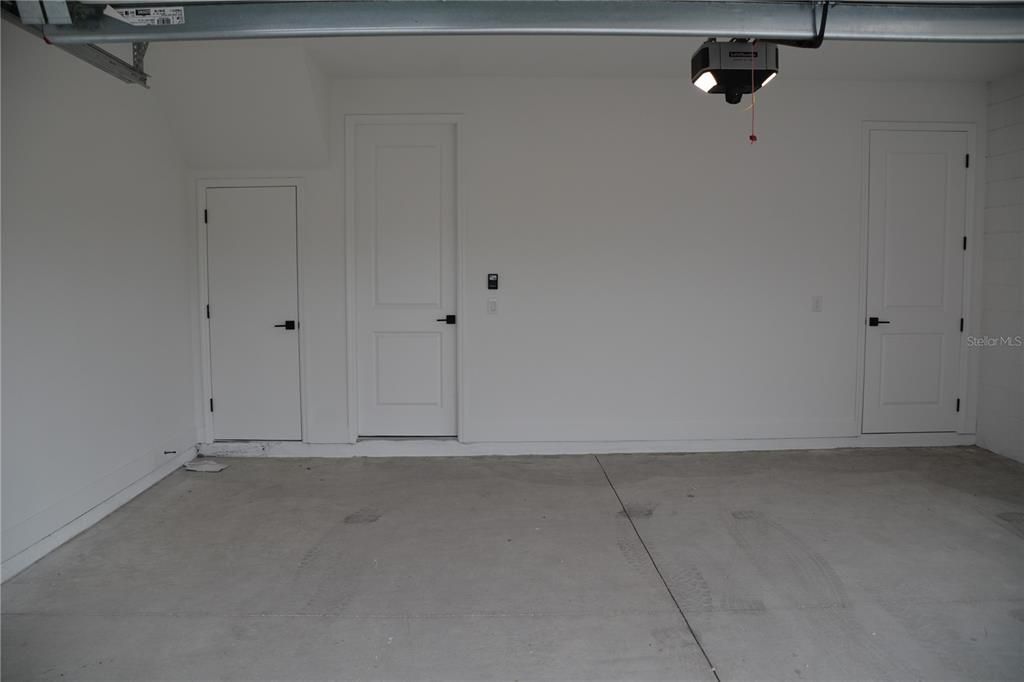 For Rent: $3,700 (3 beds, 3 baths, 1753 Square Feet)