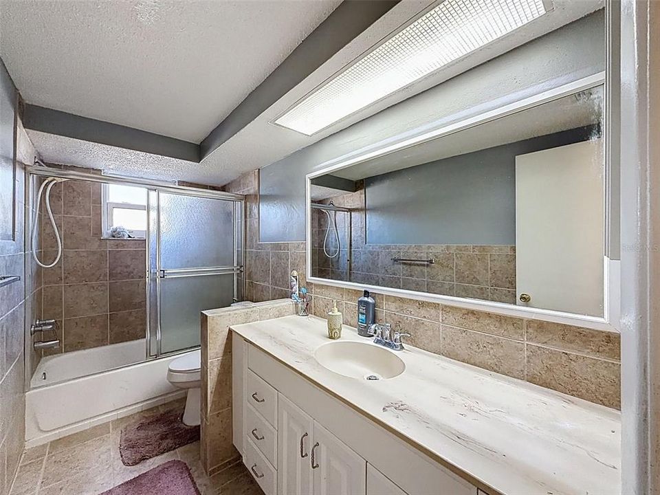 For Sale: $348,000 (3 beds, 2 baths, 1728 Square Feet)