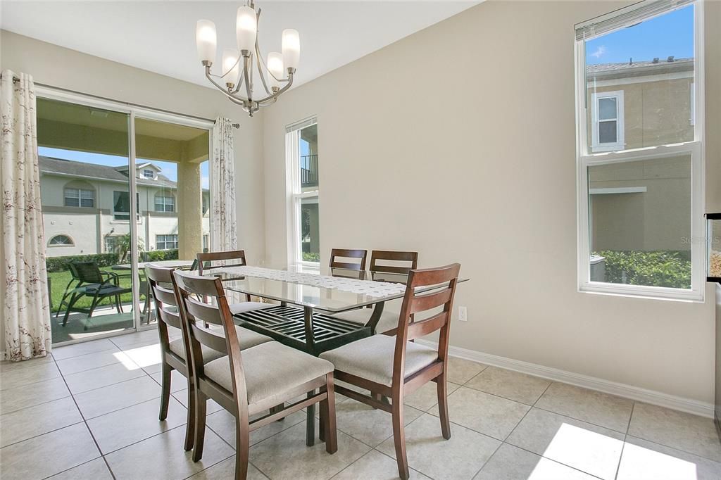 В аренду: $2,550 (3 спален, 2 ванн, 1944 Квадратных фут)