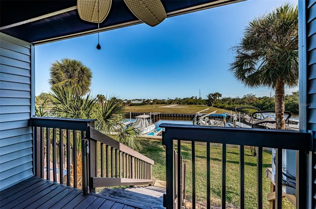 На продажу: $259,000 (2 спален, 2 ванн, 965 Квадратных фут)