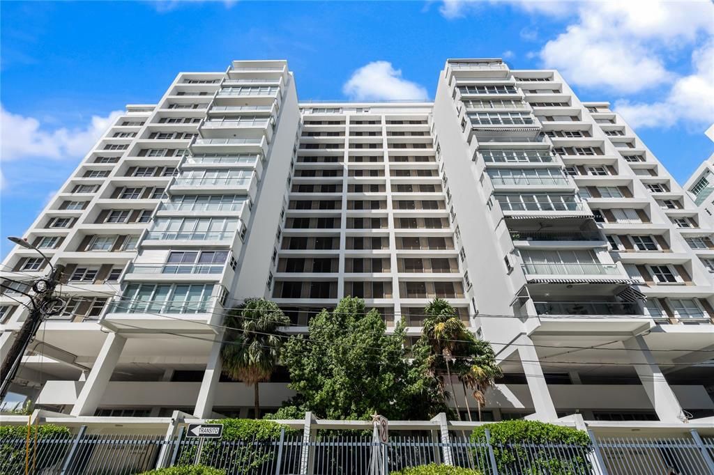 出租: $7,000 (4 贝兹, 3 浴室, 1952 平方英尺)