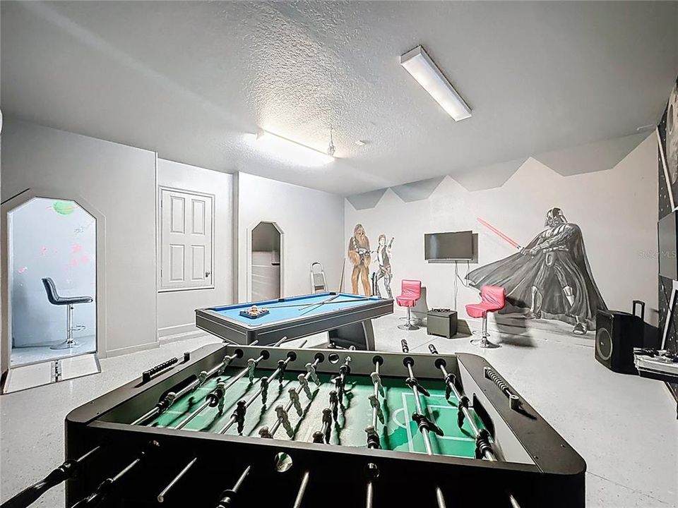 待售: $499,999 (6 贝兹, 4 浴室, 3579 平方英尺)